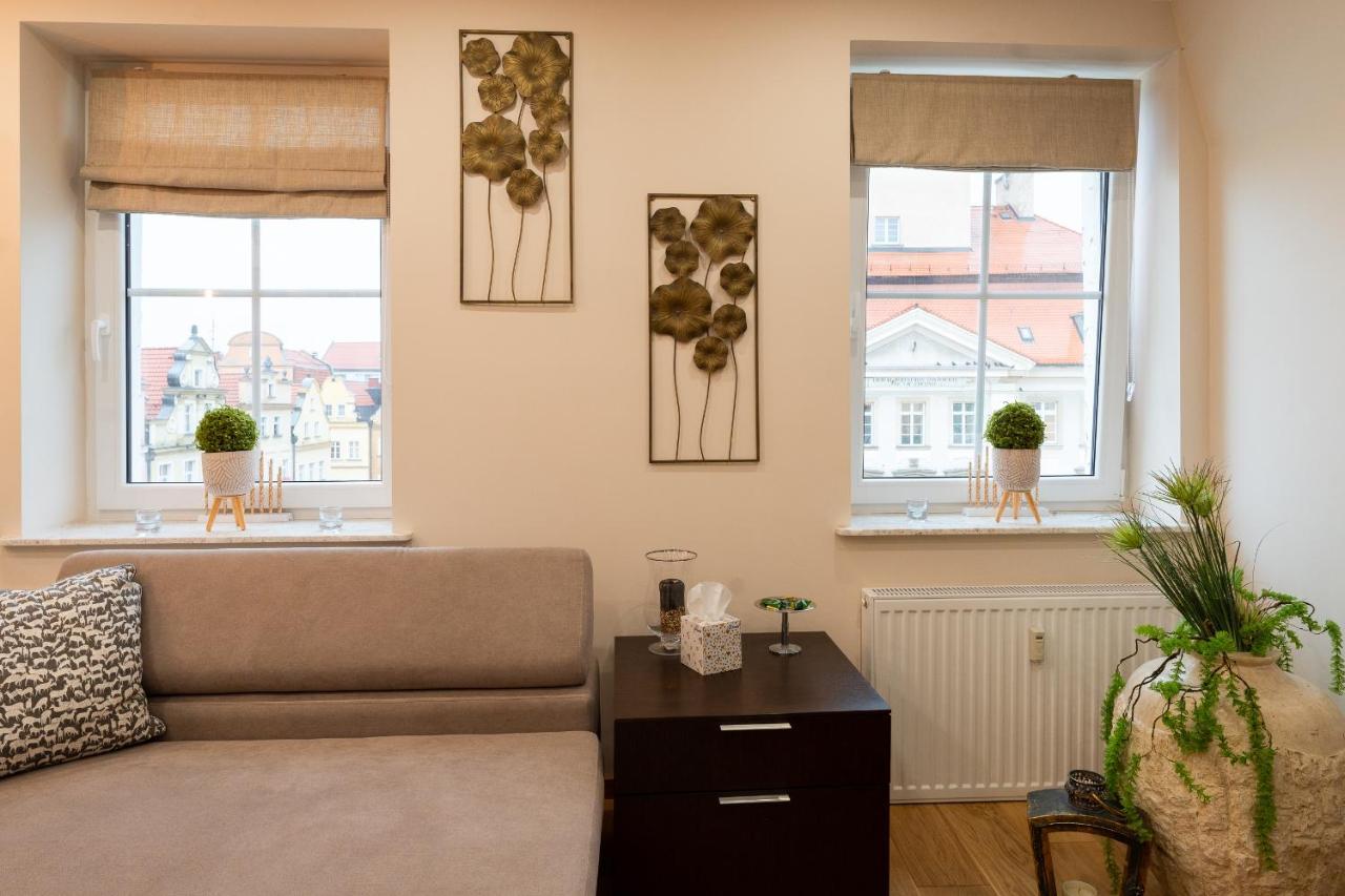 Apartament Zloty Jelonek - 4 Osobowy Na Placu Ratuszowym - Space Apart Jelenia Góra Eksteriør bilde